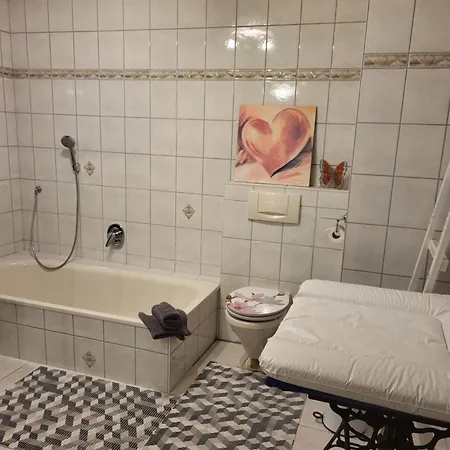 Bohn Apartment